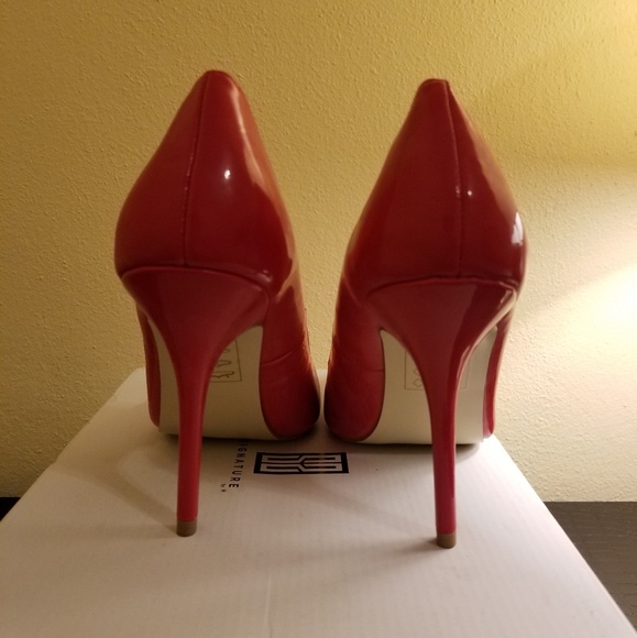 Shoes - Picture 3 of 5